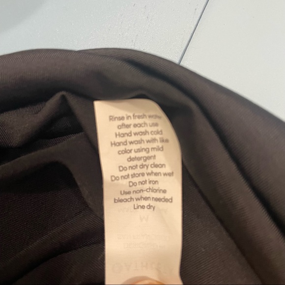 Athleta Black Tankini Top Blouse Hem Strappy Ruched Sides Medium - Picture 9 of 10